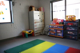 休館